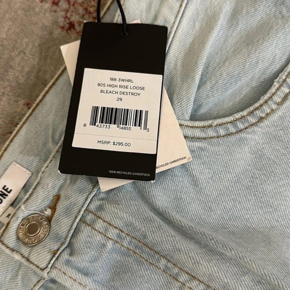 NWT Re/Done 90's High‎ Rise Loose Bleach Destroy 188-3WHRL Distressed size 29